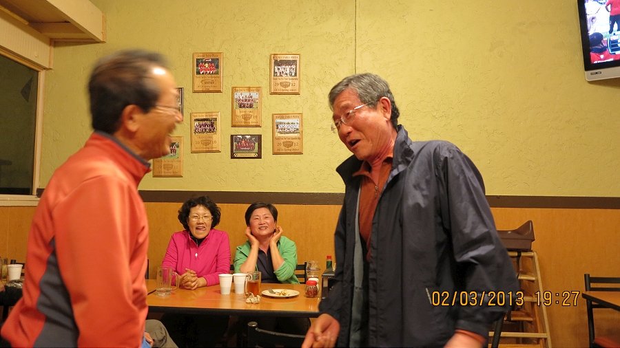 미국 사람 맞는교.JPG
