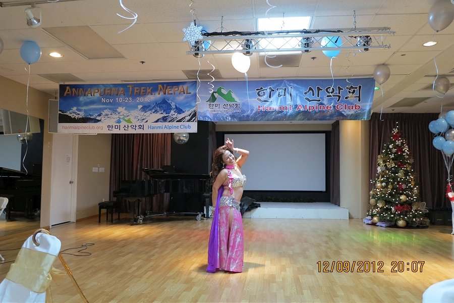 Belly Dancer.JPG