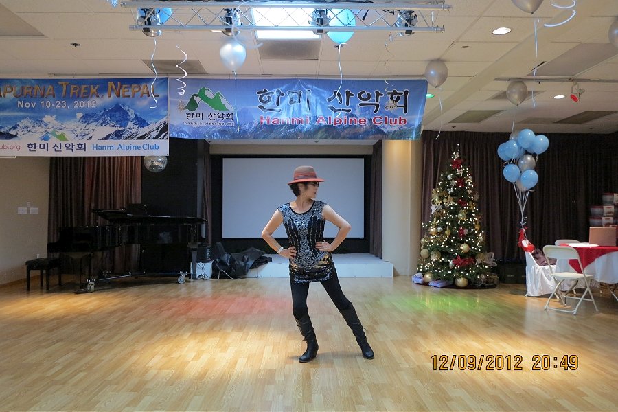 Kang Nam Style Star Performance.JPG